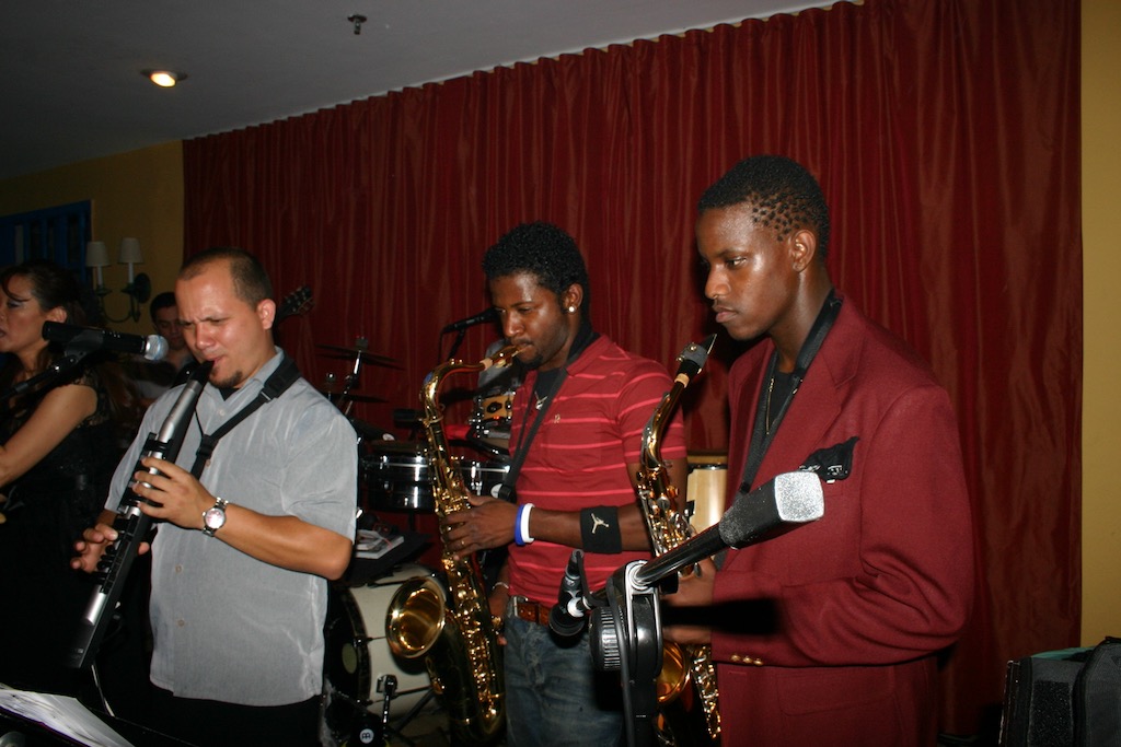 Jean on saxophones
